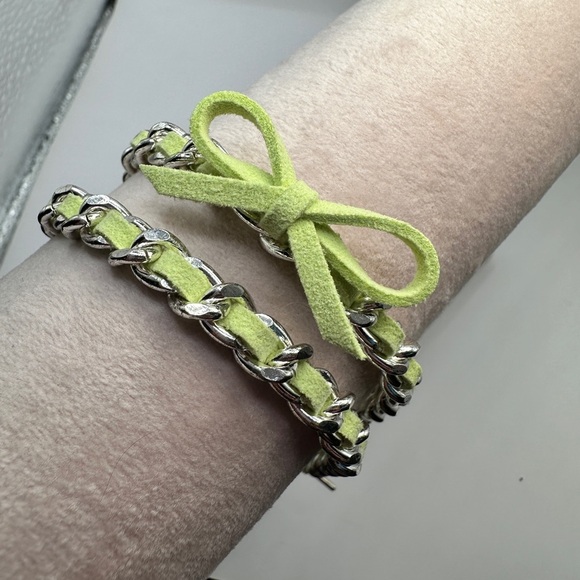 Lime‎ Green Suede Bow and Wrap Bracelet Set in Silver - Picture 1 of 3